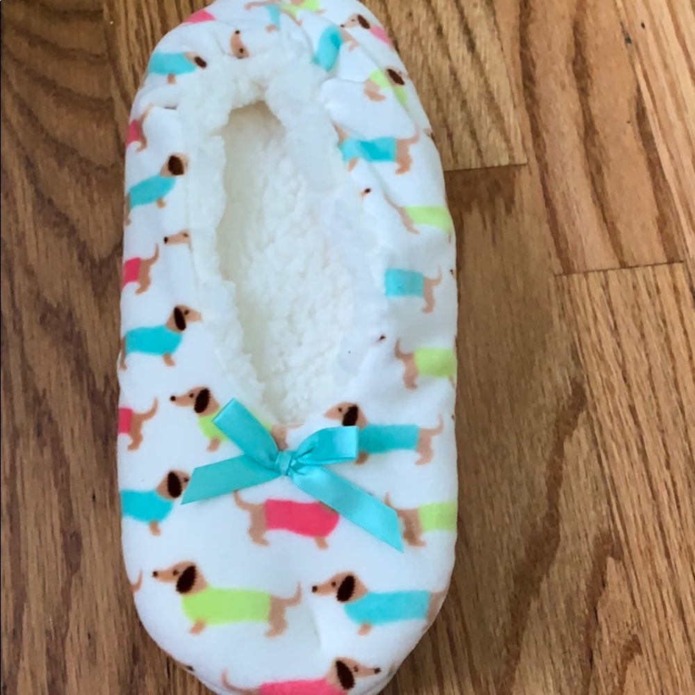 slippers